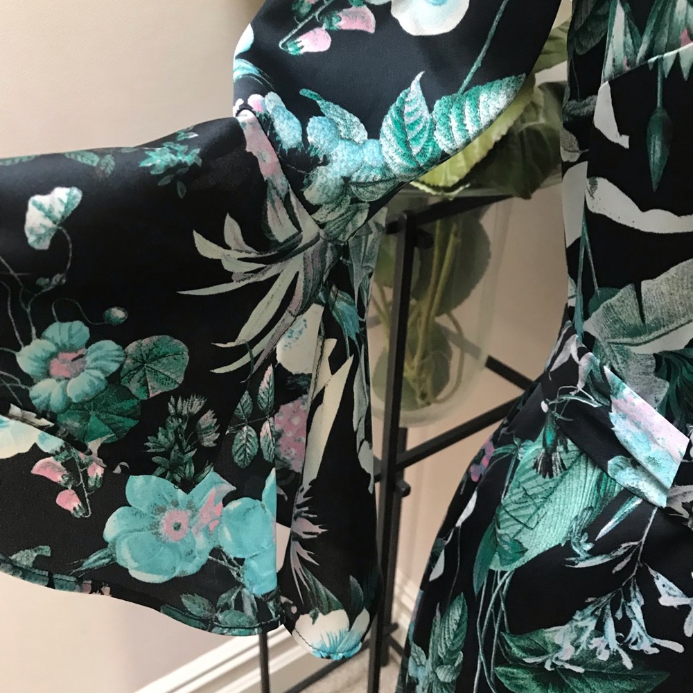 Banana Republic maxi dress - Picture 6 of 8